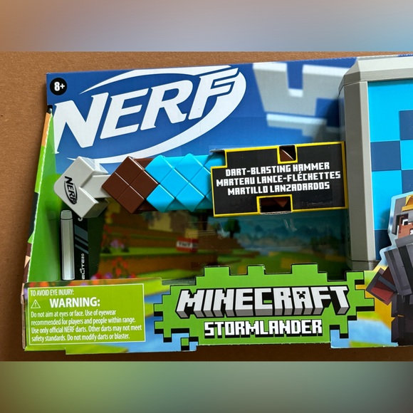 NERF- Minecraft Stormlander (Dart Blaster) - Picture 2 of 4